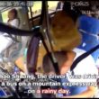 【出典：YouTube】山道を運転中にフロントガラスを突き抜けて運転手の頭を直撃した落石